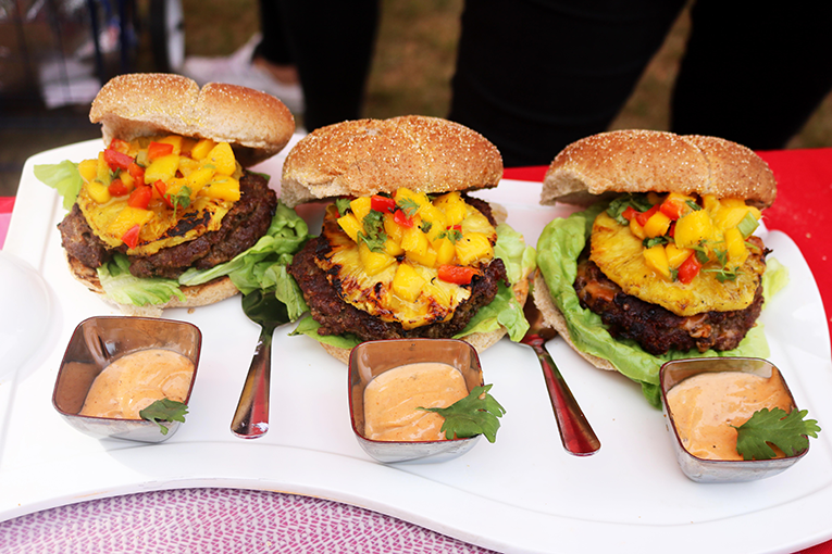 TropicalJerkCheeseBurger SM